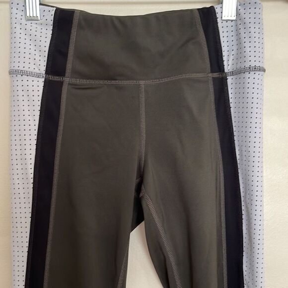 Athleta Leggings - Picture 2 of 9